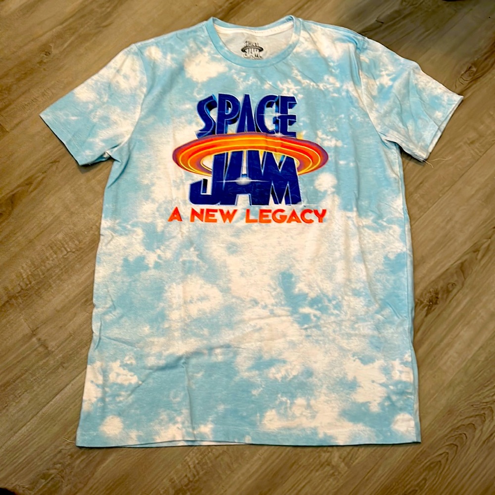 Old Navy Graphic T-Shirt